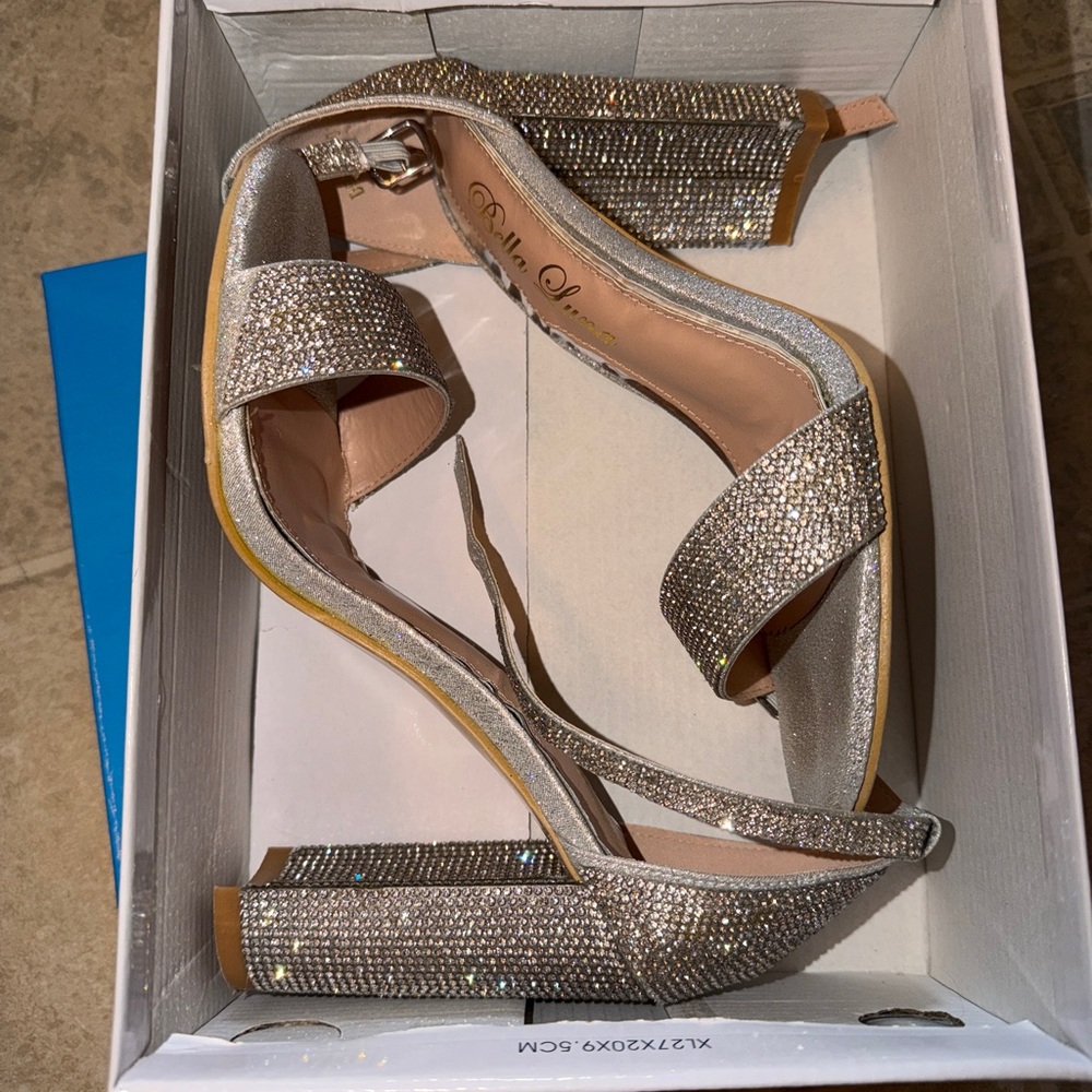 Bella Luna 4” Heels